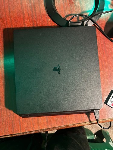 Sony playstation slim ps4 - playstation,