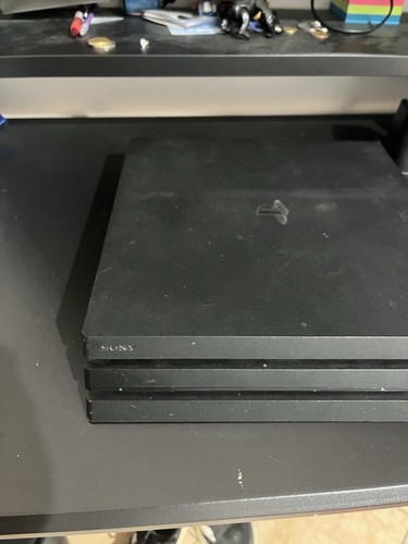 Sony playstation pro console - sony,